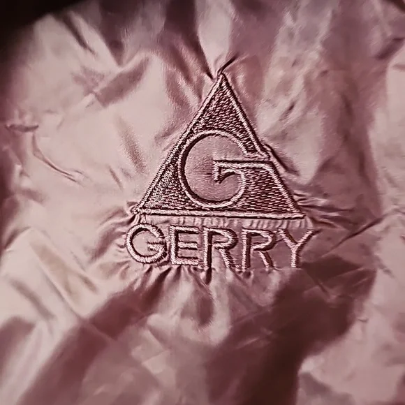 Gerry Reversible Puffer Vest - Picture 10 of 14